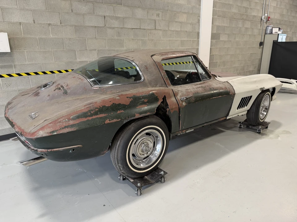 1967 Chevrolet Corvette C2 - Image 8 of 31