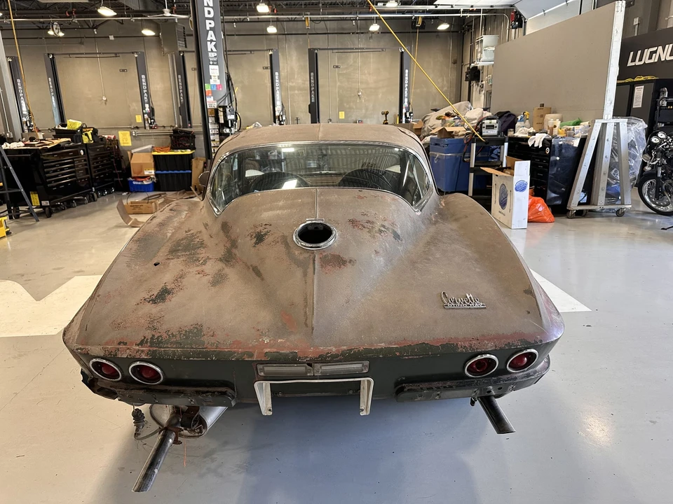 1967 Chevrolet Corvette C2 - Image 11 of 31