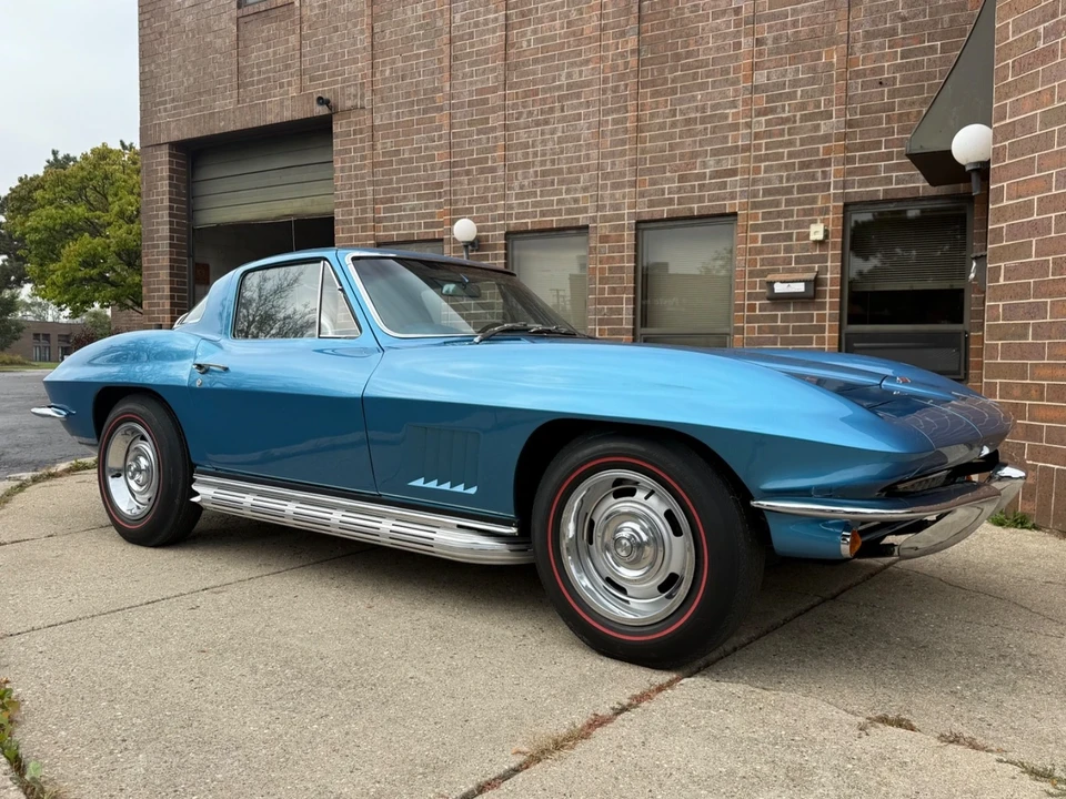 1967 Chevrolet Corvette C2 - Image 16 of 21