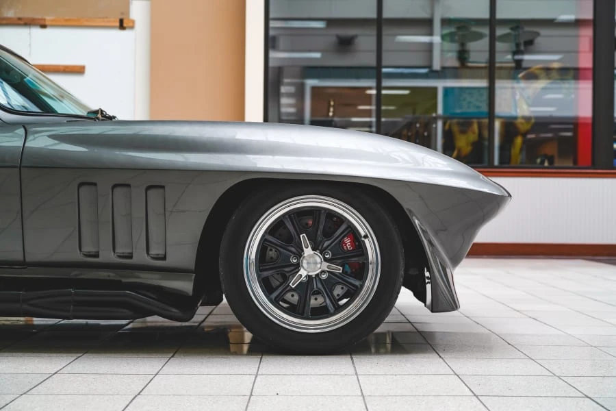 1967 Chevrolet Corvette C2 - Image 14 of 31