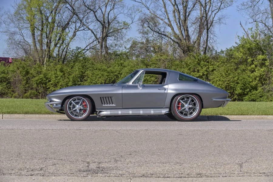 1967 Chevrolet Corvette C2 - Image 2 of 31