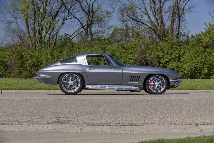 1967 Chevrolet Corvette C2 - Image 11 of 31
