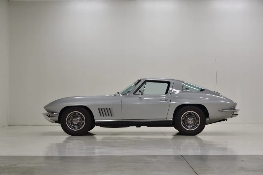 1967 Chevrolet Corvette C2 - Image 2 of 31