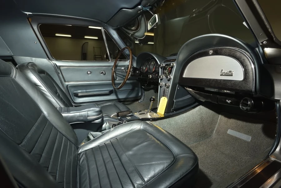 1967 Chevrolet Corvette C2 - Image 25 of 31