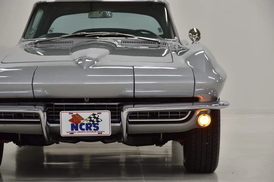 1967 Chevrolet Corvette C2 - Image 19 of 31