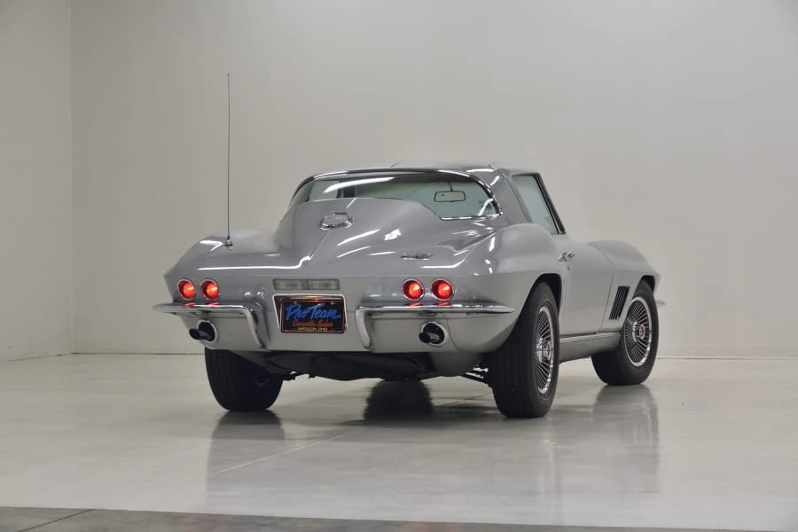 1967 Chevrolet Corvette C2 - Image 16 of 31