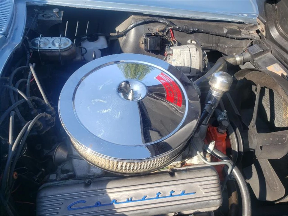 1967 Chevrolet Corvette C2 - Image 25 of 30