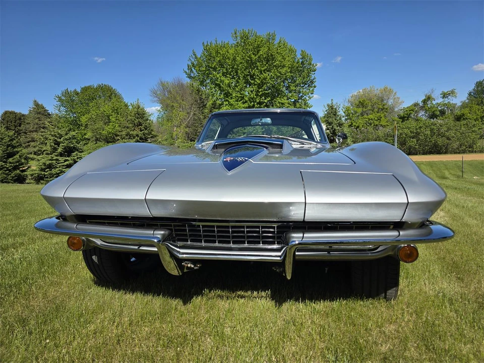 1967 Chevrolet Corvette C2 427 - Image 2 of 31