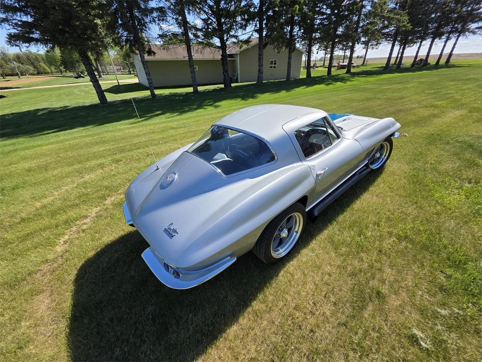 1967 Chevrolet Corvette C2 427 - Image 13 of 31