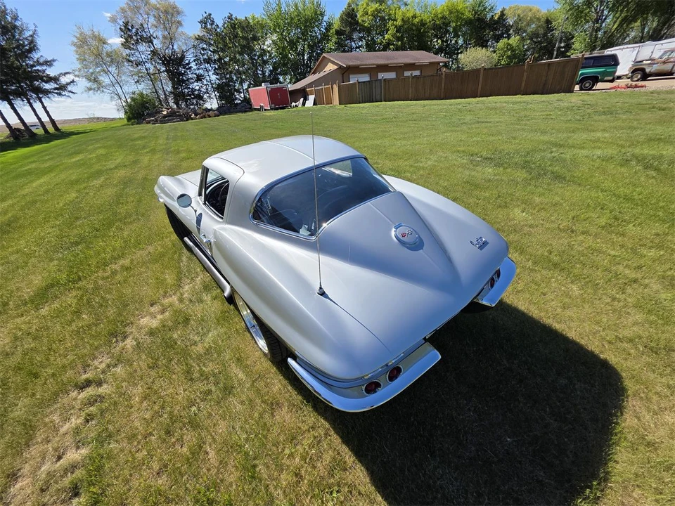 1967 Chevrolet Corvette C2 427 - Image 15 of 31
