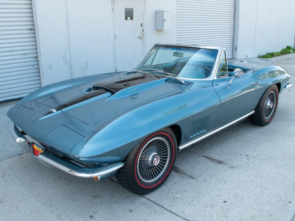 1967 Chevrolet Corvette C2 - Image 2 of 31