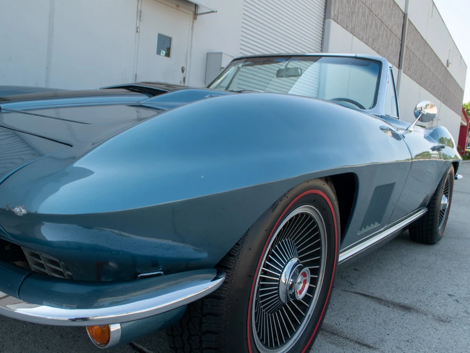 1967 Chevrolet Corvette C2 - Image 19 of 31