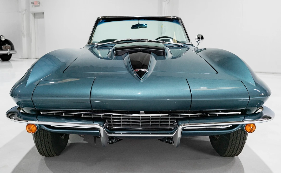 1967 Chevrolet Corvette C2 - Image 4 of 21