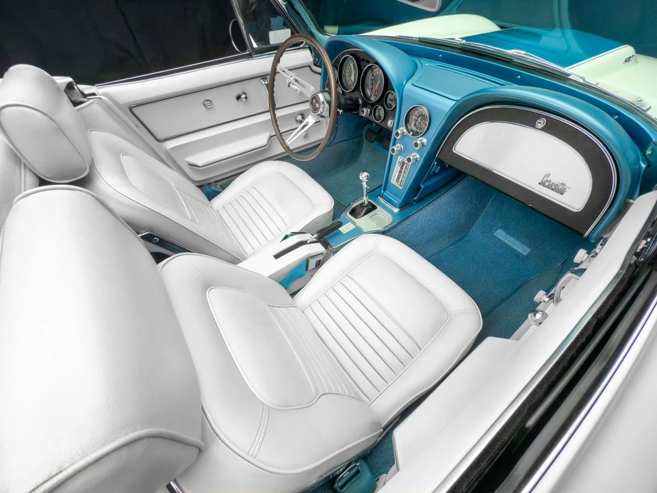 1967 Chevrolet Corvette C2 - Image 6 of 9