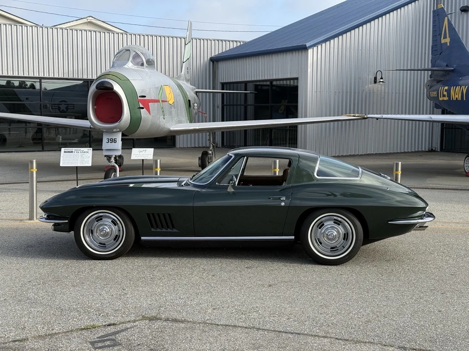 1967 Chevrolet Corvette C2 - Image 13 of 31