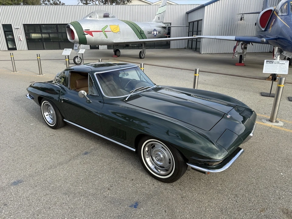 1967 Chevrolet Corvette C2 - Image 6 of 31