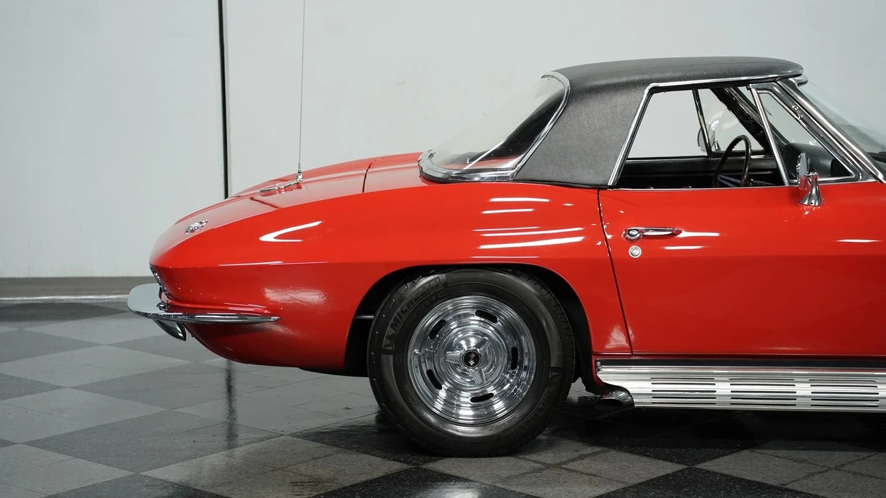 1967 Chevrolet Corvette C2 - Image 25 of 31