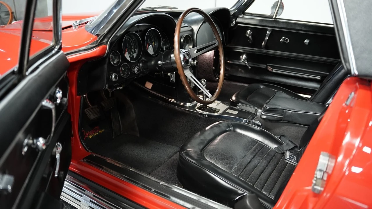 1967 Chevrolet Corvette C2 - Image 4 of 12