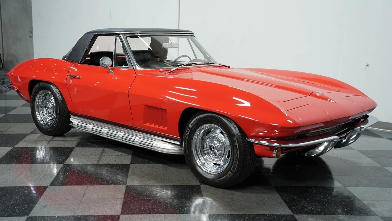 1967 Chevrolet Corvette C2 - Image 15 of 21