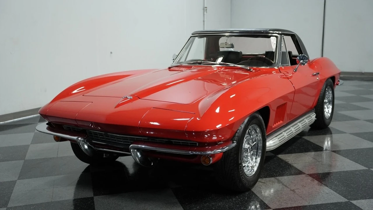 1967 Chevrolet Corvette C2 - Image 18 of 21