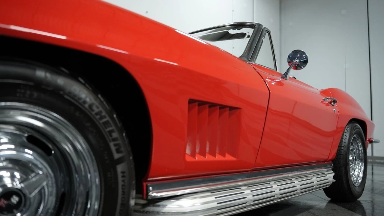 1967 Chevrolet Corvette C2 - Image 20 of 21