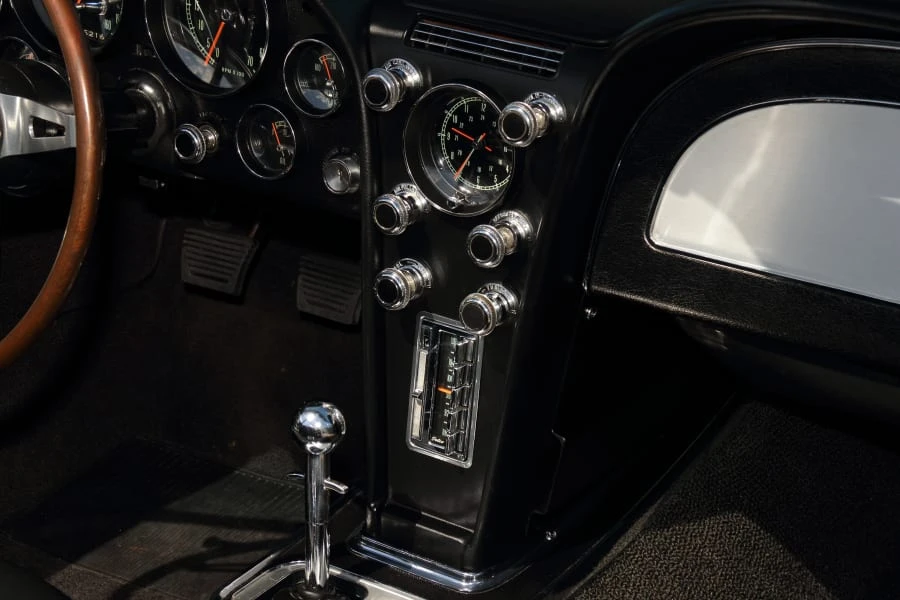 1967 Chevrolet Corvette C2 - Image 30 of 31
