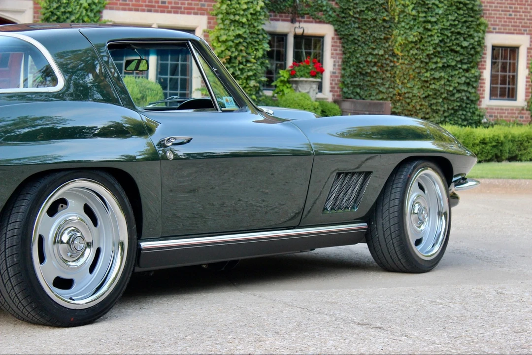 1967 Chevrolet Corvette C2 - Image 9 of 31