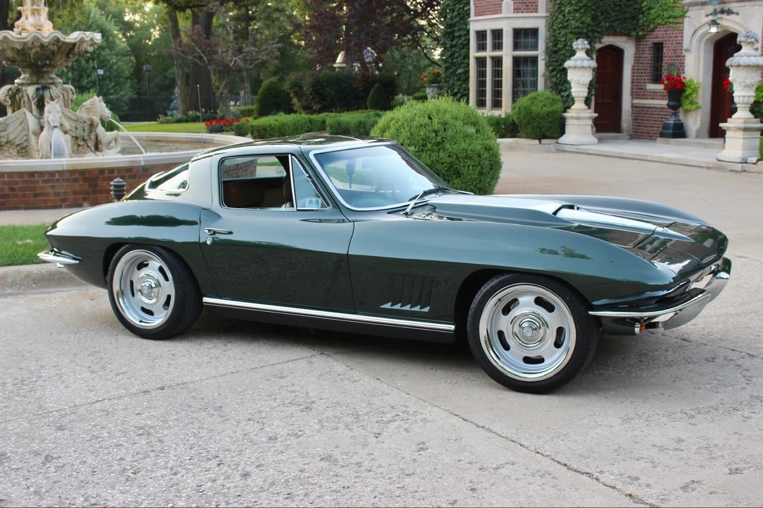 1967 Chevrolet Corvette C2 - Image 28 of 31