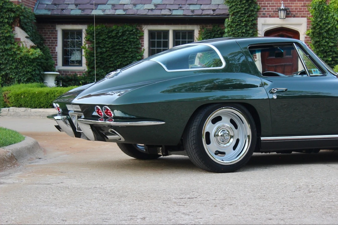1967 Chevrolet Corvette C2 - Image 30 of 31