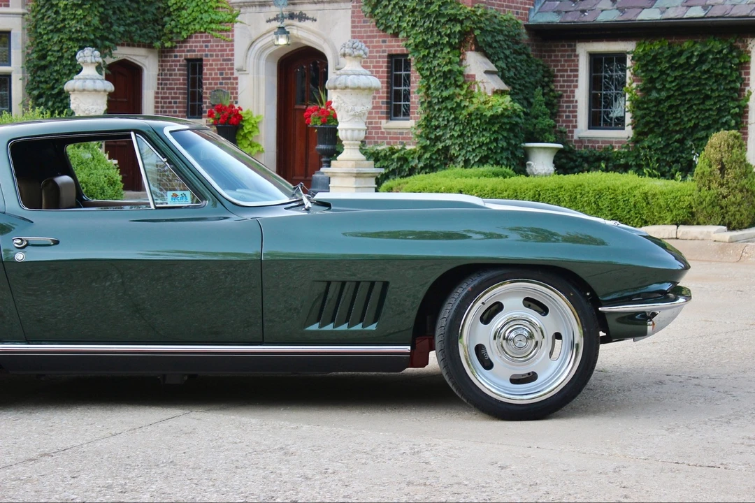 1967 Chevrolet Corvette C2 - Image 5 of 31
