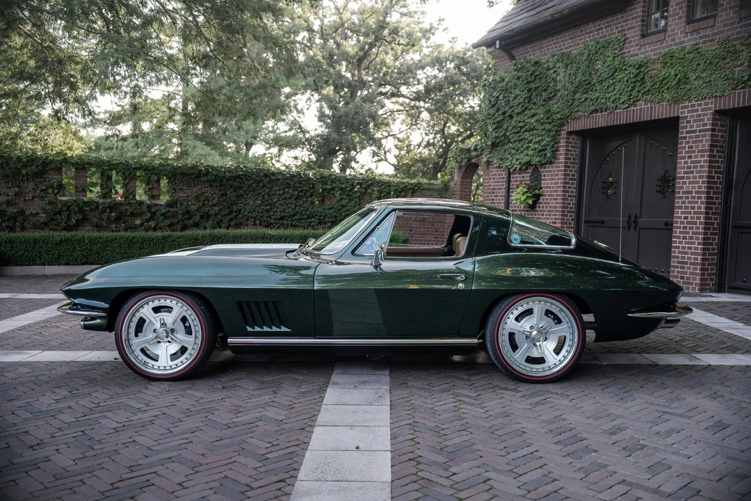 1967 Chevrolet Corvette C2 - Image 2 of 31