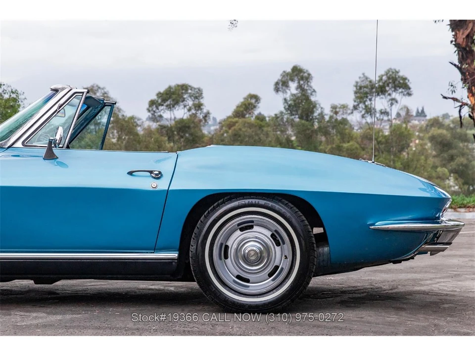 1967 Chevrolet Corvette C2 - Image 30 of 31