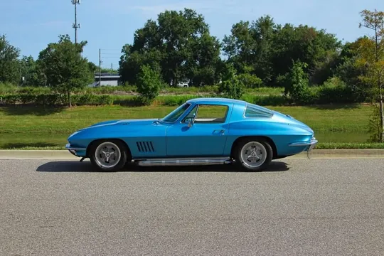 1967 Chevrolet Corvette C2 - Image 2 of 20