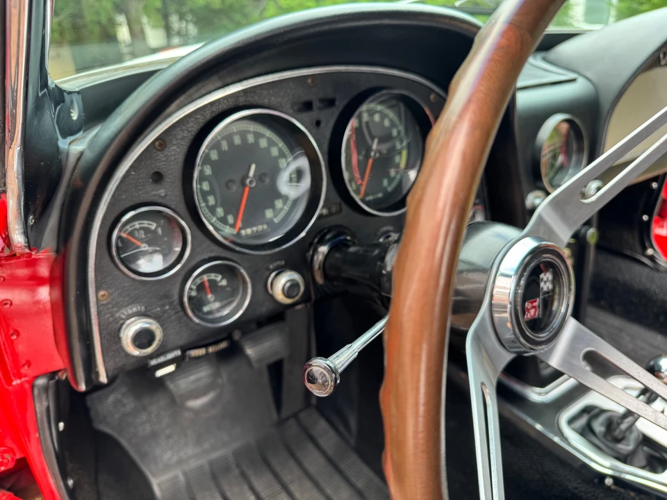 1967 Chevrolet Corvette C2 - Image 14 of 30