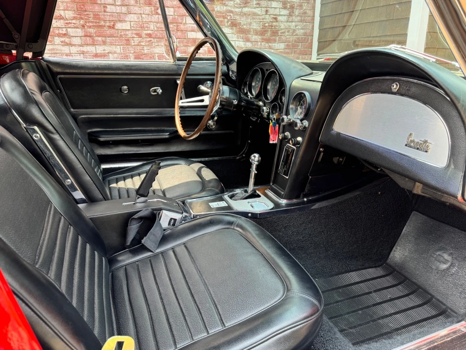 1967 Chevrolet Corvette C2 - Image 2 of 30