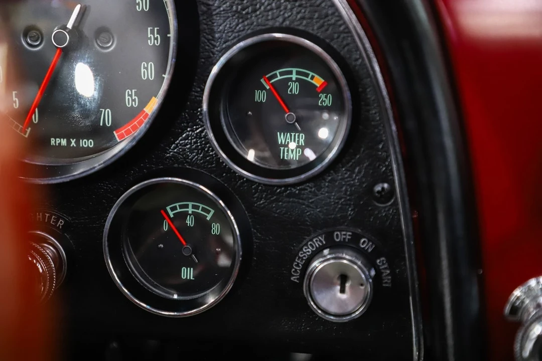 1967 Chevrolet Corvette C2 - Image 19 of 31