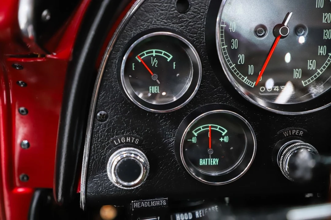 1967 Chevrolet Corvette C2 - Image 18 of 31