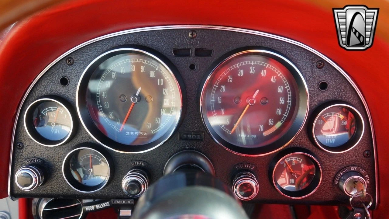 1967 Chevrolet Corvette C2 - Image 18 of 21