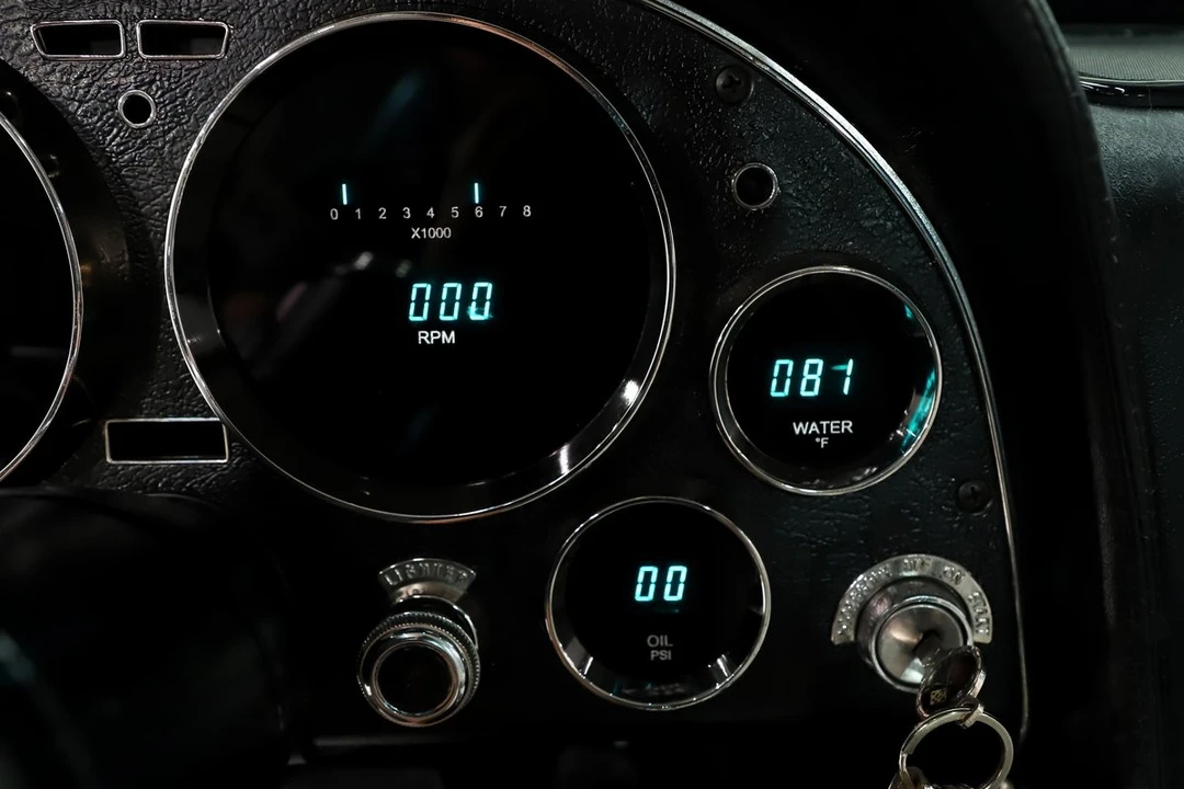 1967 Chevrolet Corvette C2 - Image 19 of 31