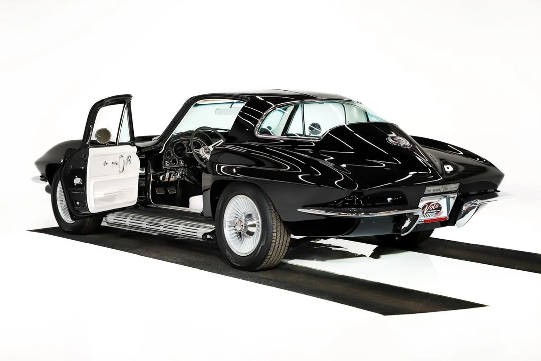 1967 Chevrolet Corvette C2 - Image 29 of 31