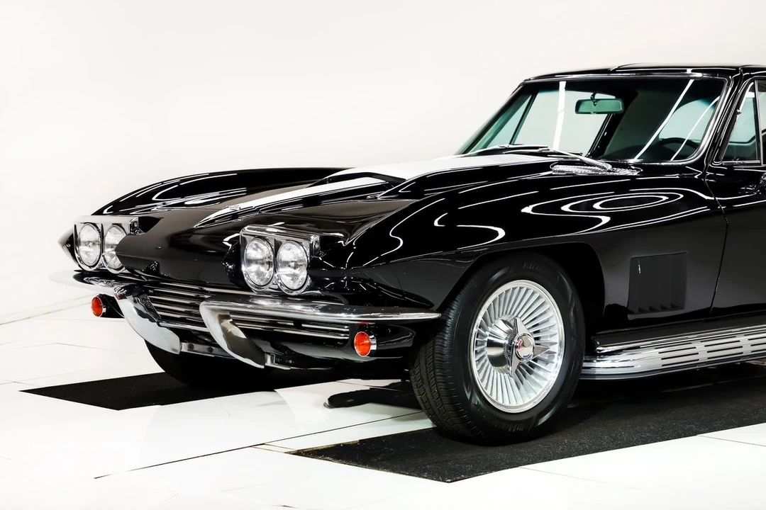 1967 Chevrolet Corvette C2 - Image 10 of 12