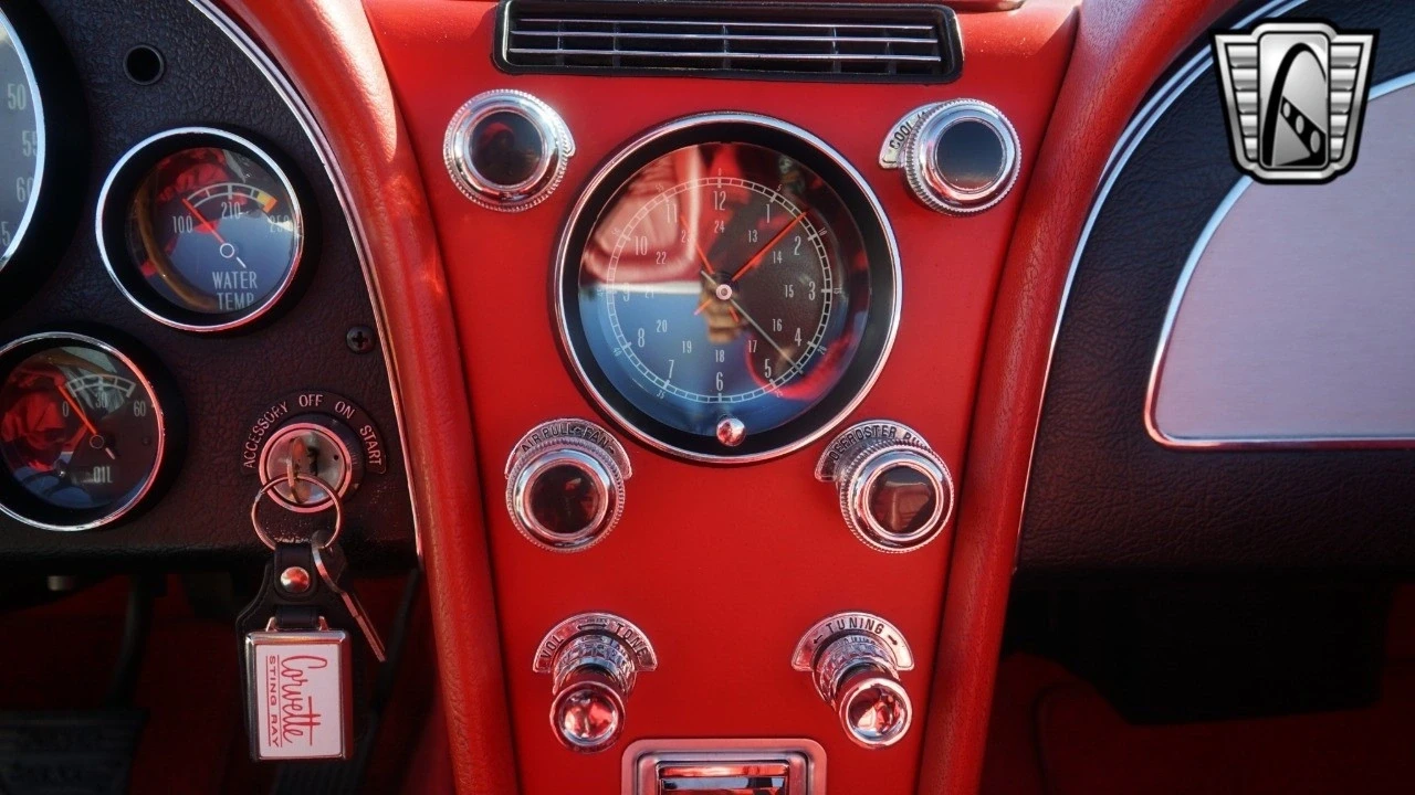 1967 Chevrolet Corvette C2 - Image 19 of 21