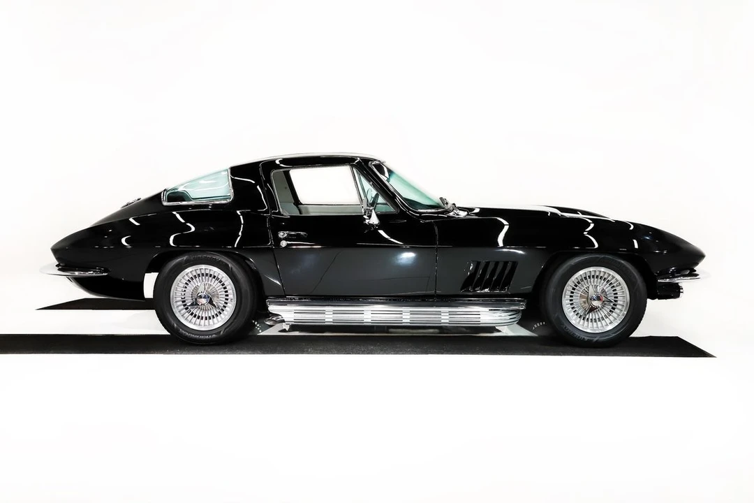 1967 Chevrolet Corvette C2 - Image 14 of 31