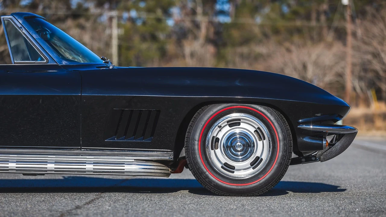 1967 Chevrolet Corvette C2 - Image 29 of 31