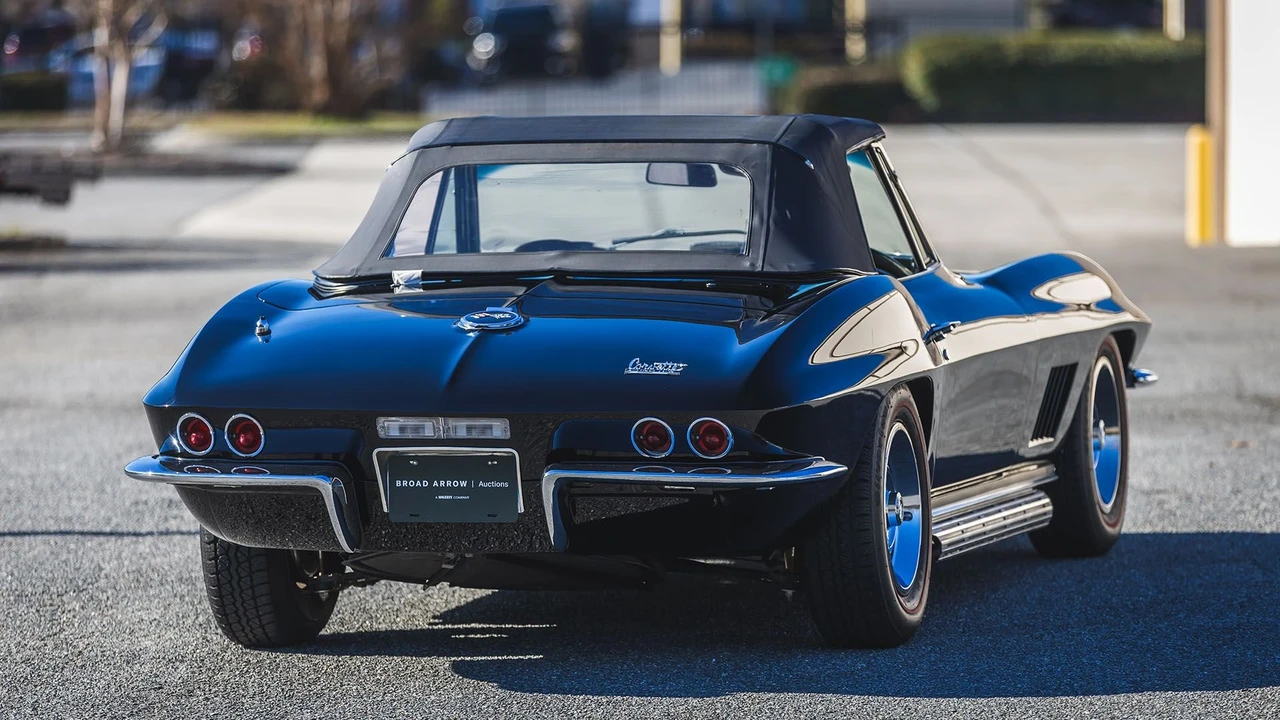 1967 Chevrolet Corvette C2 - Image 14 of 31