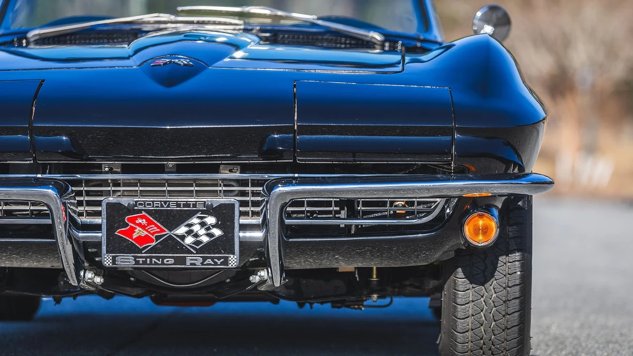 1967 Chevrolet Corvette C2 - Image 28 of 31