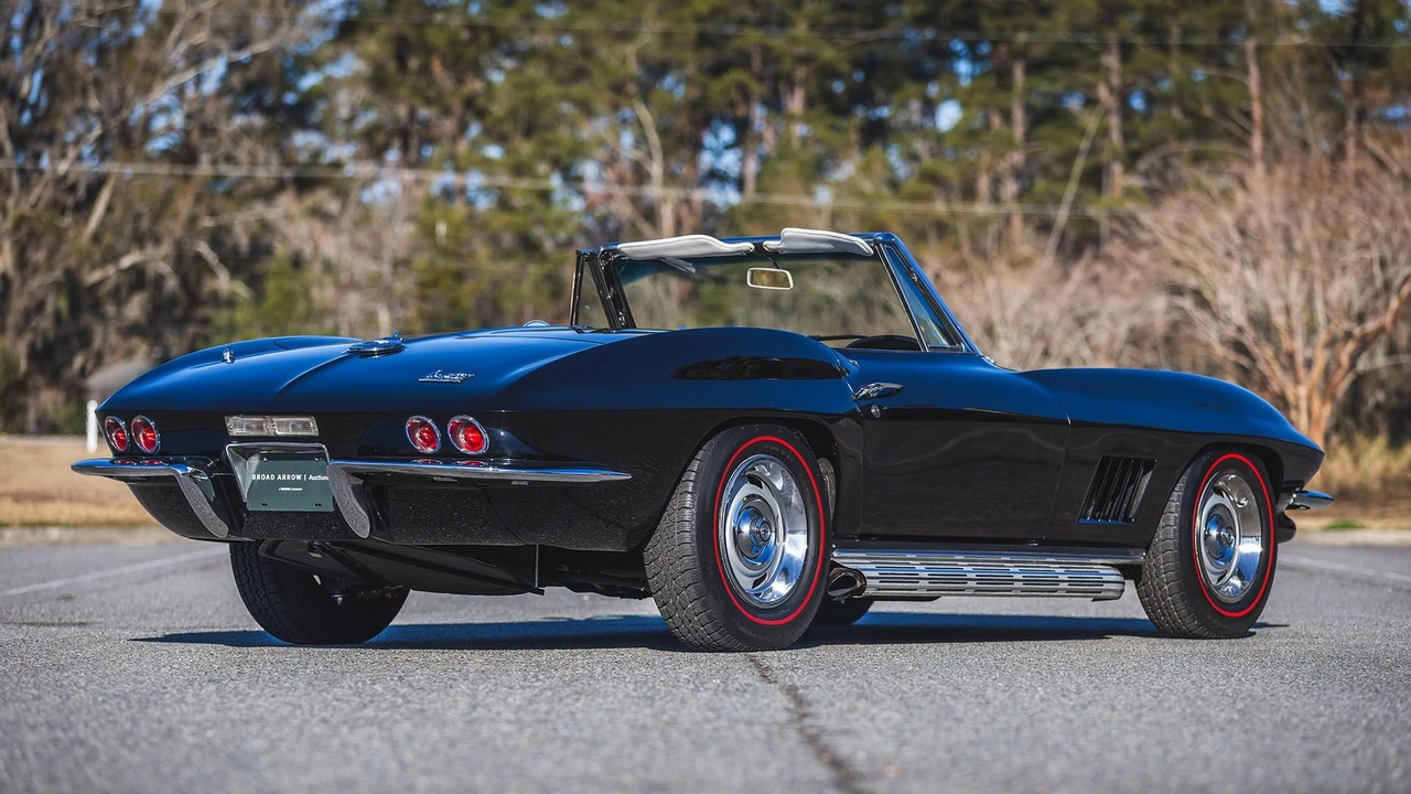 1967 Chevrolet Corvette C2 - Image 12 of 31