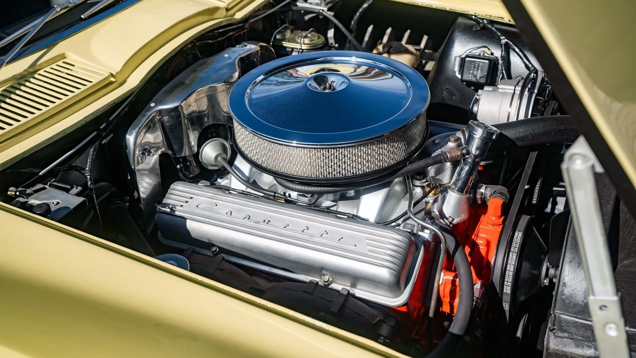 1967 Chevrolet Corvette C2 - Image 6 of 31