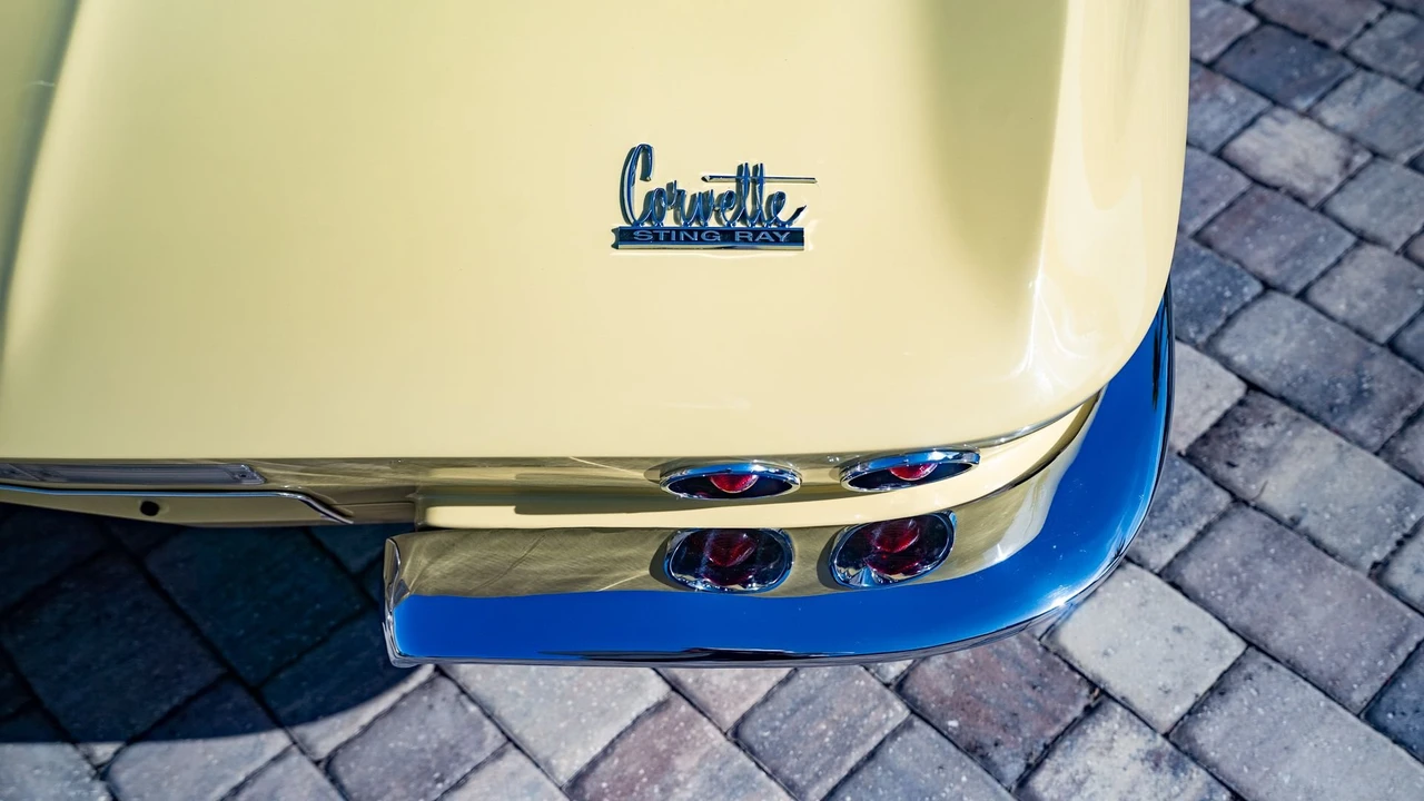 1967 Chevrolet Corvette C2 - Image 20 of 31