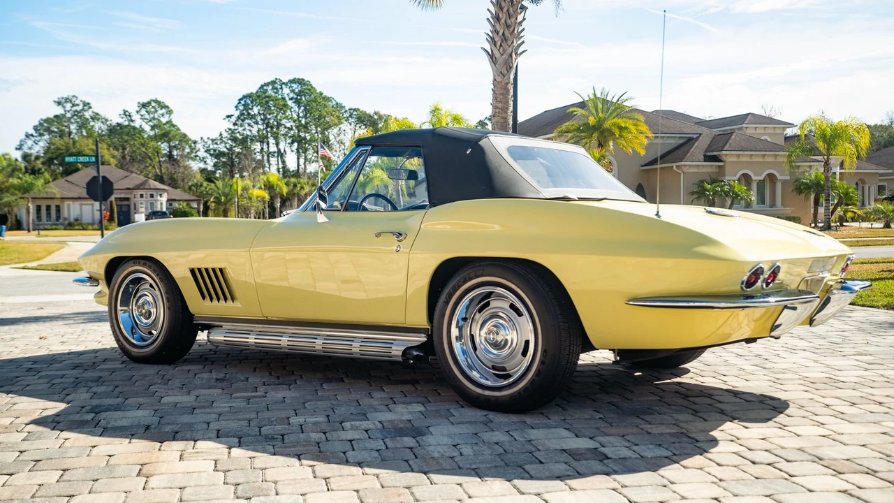 1967 Chevrolet Corvette C2 - Image 2 of 31